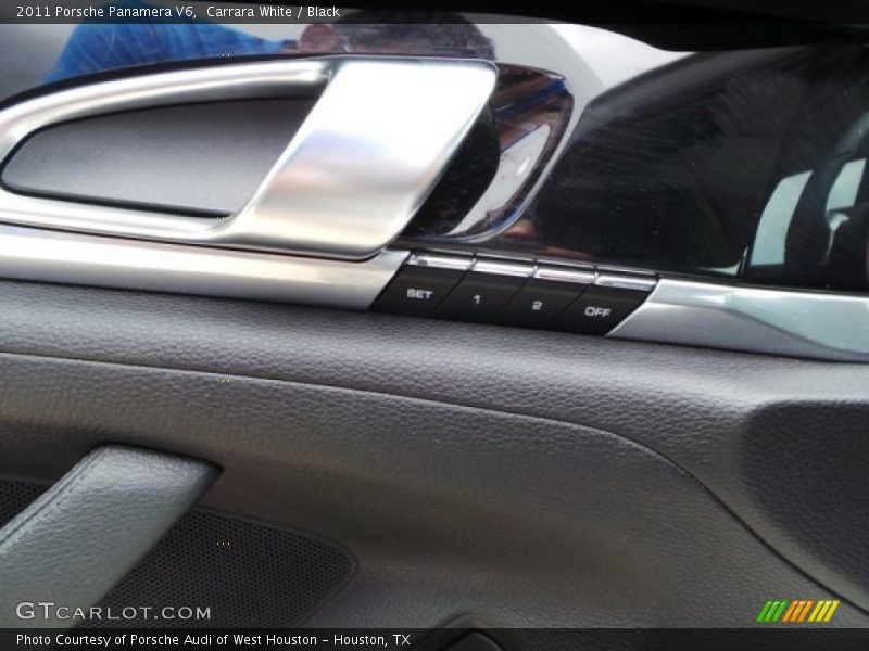 Carrara White / Black 2011 Porsche Panamera V6
