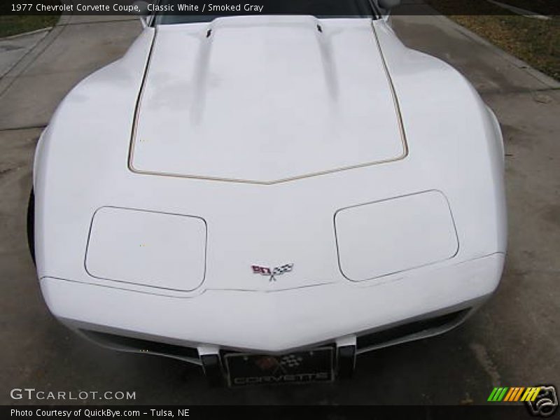 Classic White / Smoked Gray 1977 Chevrolet Corvette Coupe