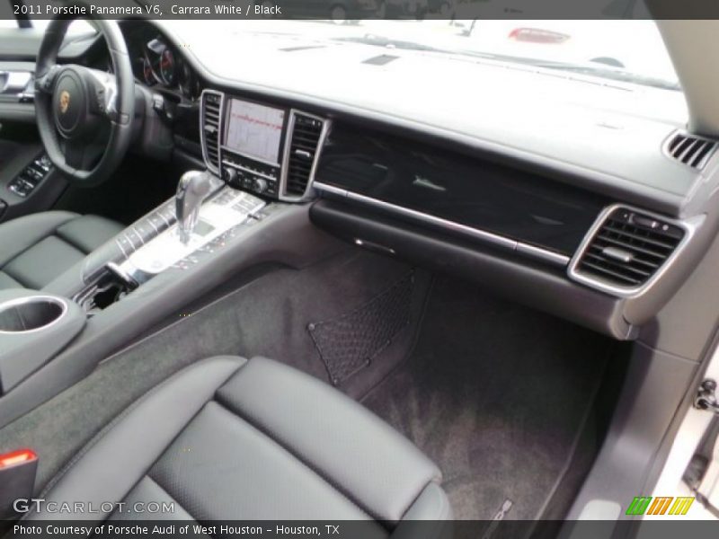 Carrara White / Black 2011 Porsche Panamera V6