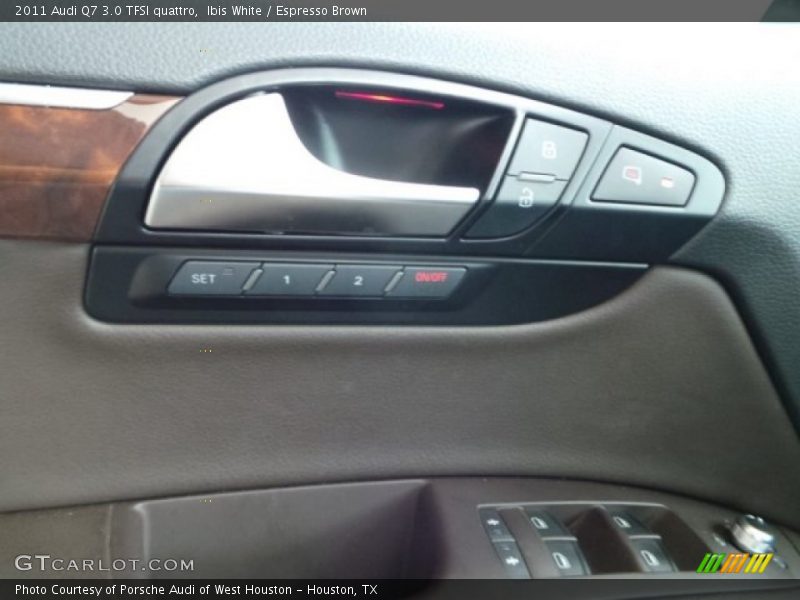 Ibis White / Espresso Brown 2011 Audi Q7 3.0 TFSI quattro