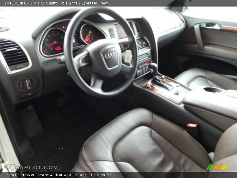  2011 Q7 3.0 TFSI quattro Espresso Brown Interior