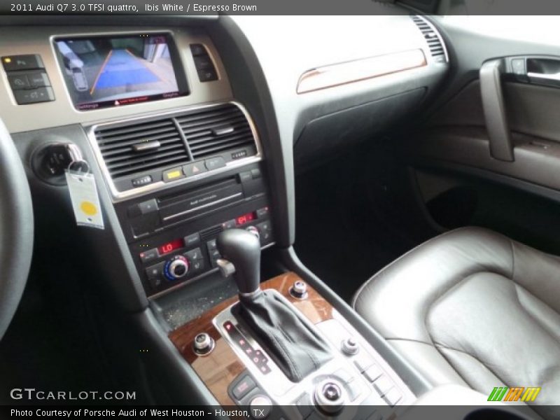 Ibis White / Espresso Brown 2011 Audi Q7 3.0 TFSI quattro