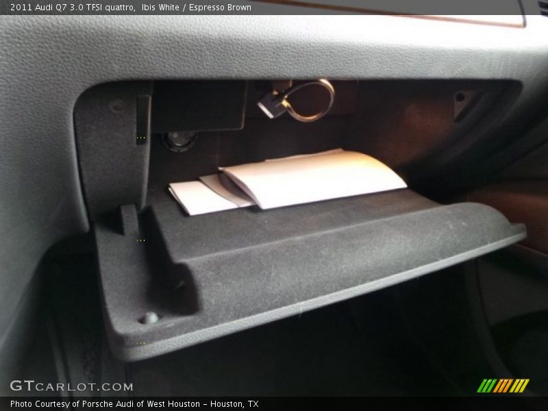 Ibis White / Espresso Brown 2011 Audi Q7 3.0 TFSI quattro