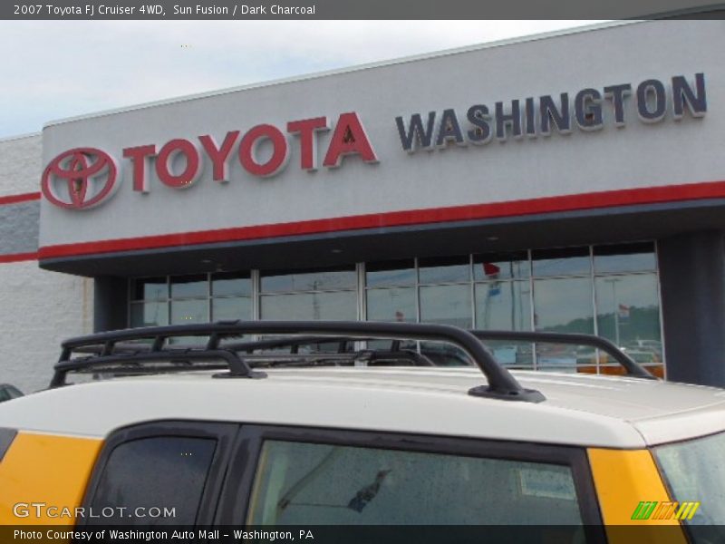 Sun Fusion / Dark Charcoal 2007 Toyota FJ Cruiser 4WD