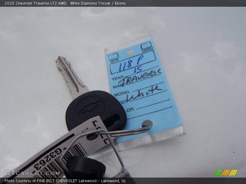 White Diamond Tricoat / Ebony 2015 Chevrolet Traverse LTZ AWD