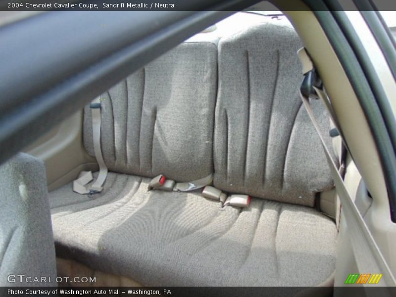 Sandrift Metallic / Neutral 2004 Chevrolet Cavalier Coupe