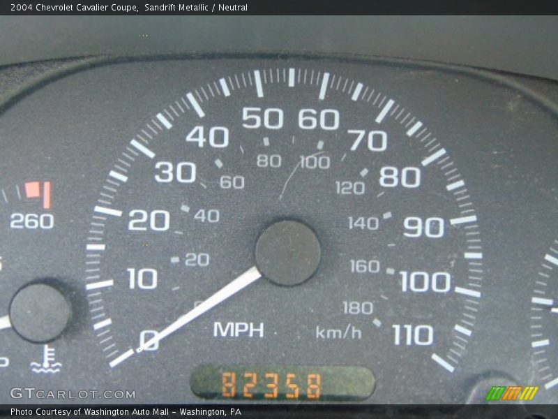 Sandrift Metallic / Neutral 2004 Chevrolet Cavalier Coupe