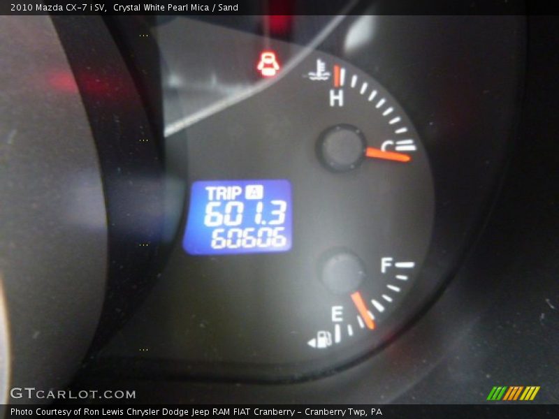 Crystal White Pearl Mica / Sand 2010 Mazda CX-7 i SV