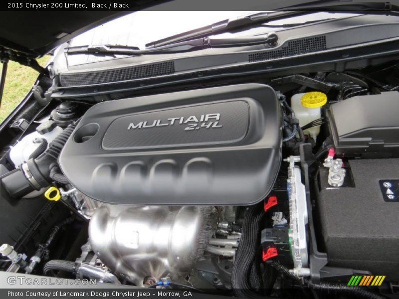 Black / Black 2015 Chrysler 200 Limited