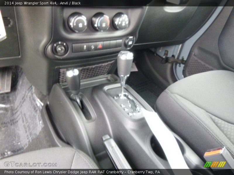 Anvil / Black 2014 Jeep Wrangler Sport 4x4