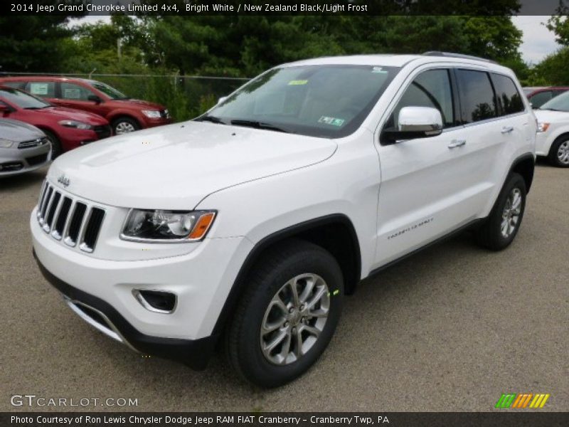 Bright White / New Zealand Black/Light Frost 2014 Jeep Grand Cherokee Limited 4x4