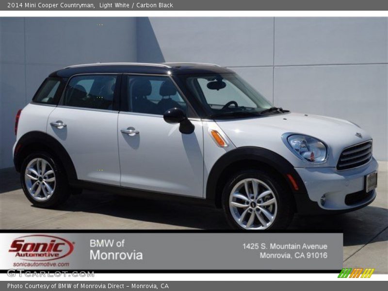 Light White / Carbon Black 2014 Mini Cooper Countryman