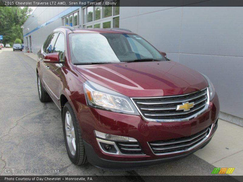 Front 3/4 View of 2015 Traverse LTZ AWD