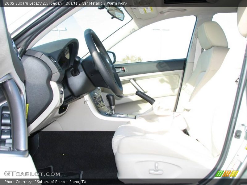 Quartz Silver Metallic / Warm Ivory 2009 Subaru Legacy 2.5i Sedan