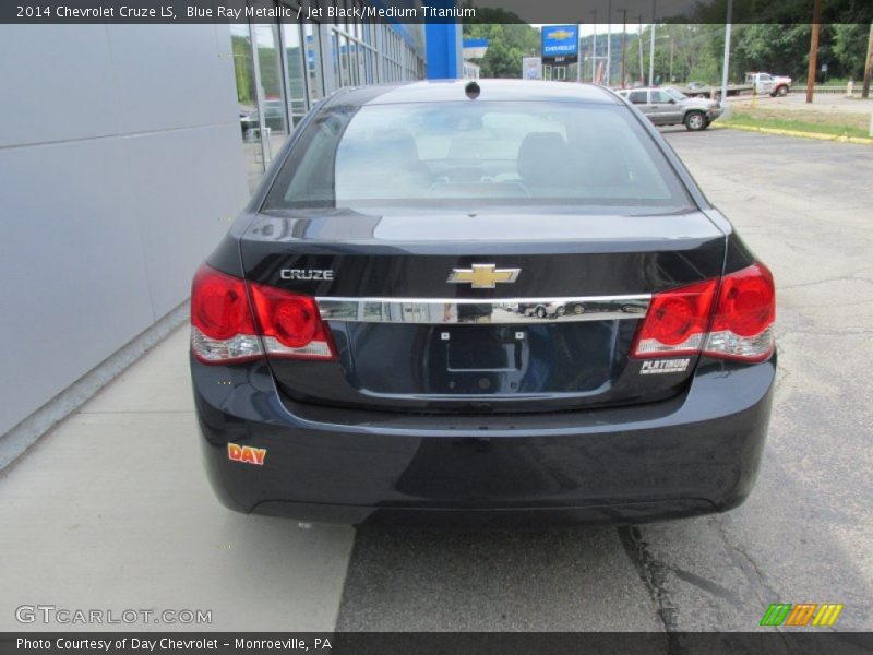 Blue Ray Metallic / Jet Black/Medium Titanium 2014 Chevrolet Cruze LS
