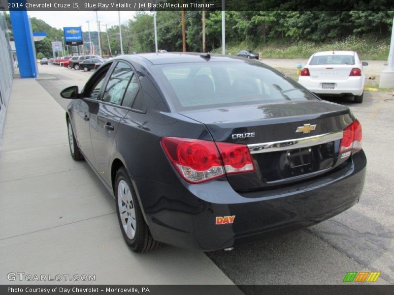 Blue Ray Metallic / Jet Black/Medium Titanium 2014 Chevrolet Cruze LS