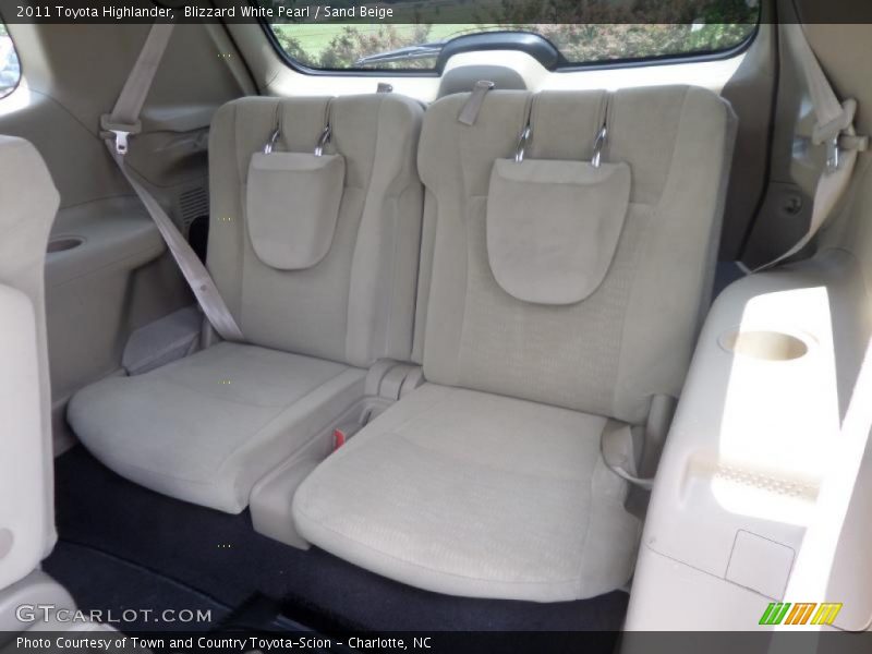 Blizzard White Pearl / Sand Beige 2011 Toyota Highlander