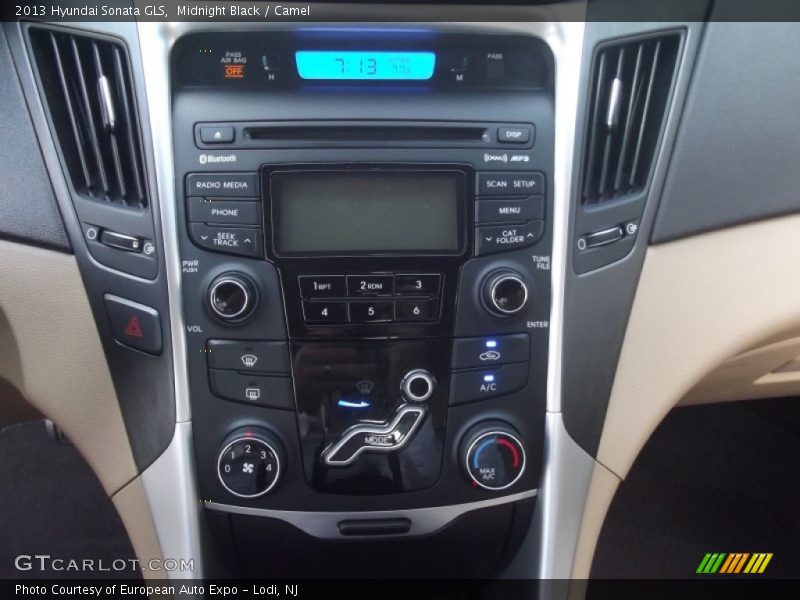 Midnight Black / Camel 2013 Hyundai Sonata GLS