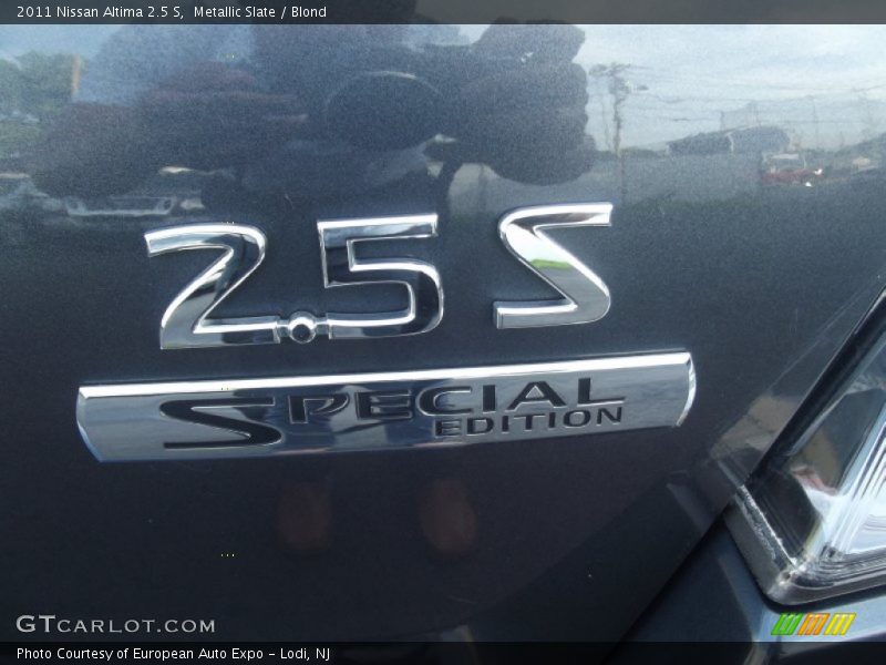 Metallic Slate / Blond 2011 Nissan Altima 2.5 S