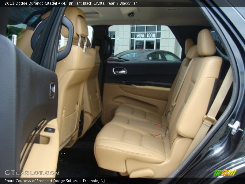 Brilliant Black Crystal Pearl / Black/Tan 2011 Dodge Durango Citadel 4x4