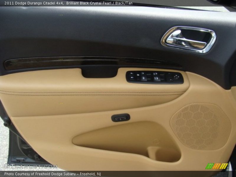 Brilliant Black Crystal Pearl / Black/Tan 2011 Dodge Durango Citadel 4x4