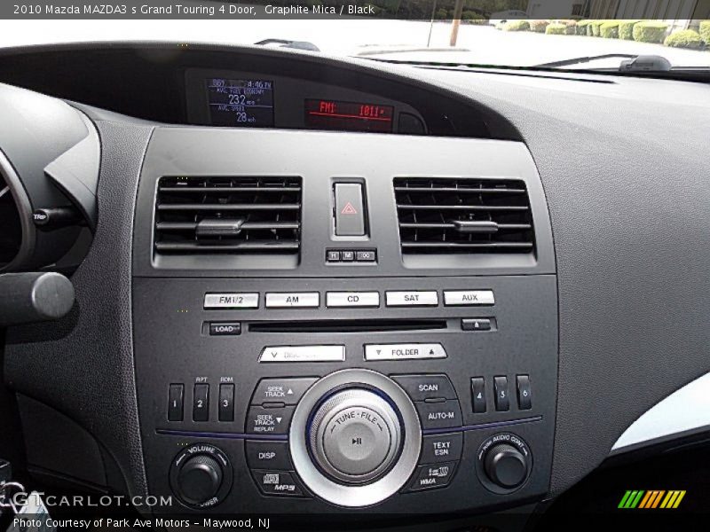 Graphite Mica / Black 2010 Mazda MAZDA3 s Grand Touring 4 Door