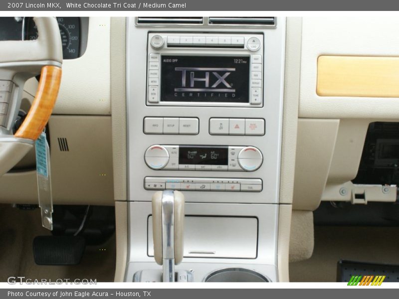 White Chocolate Tri Coat / Medium Camel 2007 Lincoln MKX