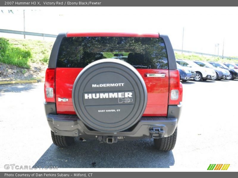 Victory Red / Ebony Black/Pewter 2007 Hummer H3 X