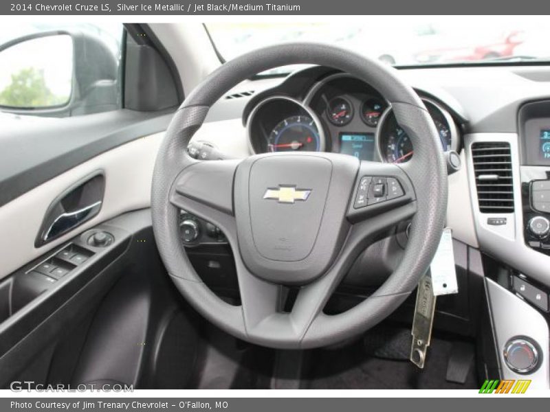 Silver Ice Metallic / Jet Black/Medium Titanium 2014 Chevrolet Cruze LS