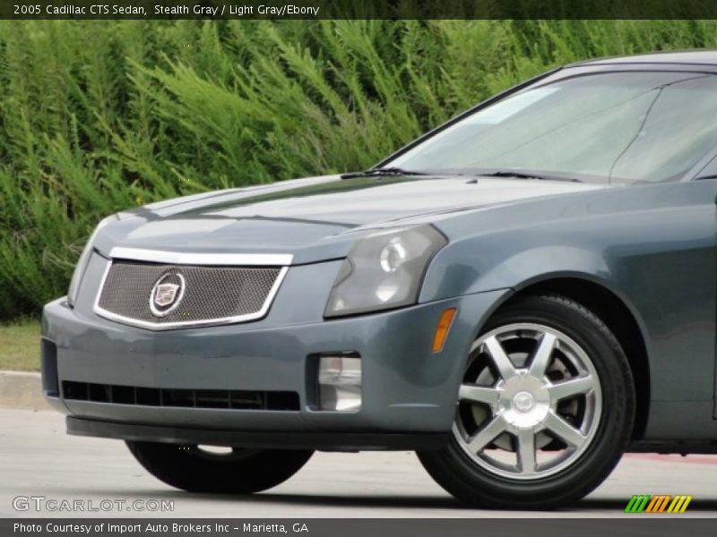Stealth Gray / Light Gray/Ebony 2005 Cadillac CTS Sedan