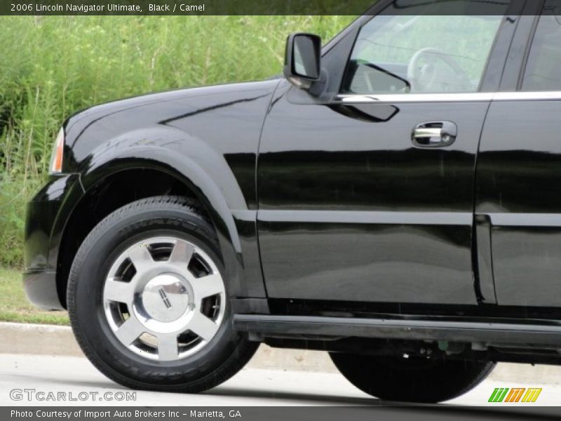 Black / Camel 2006 Lincoln Navigator Ultimate