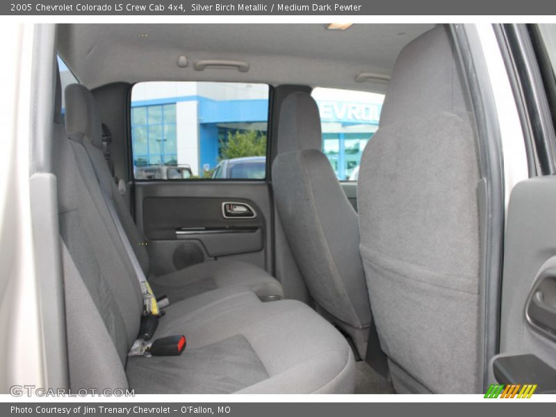 Silver Birch Metallic / Medium Dark Pewter 2005 Chevrolet Colorado LS Crew Cab 4x4