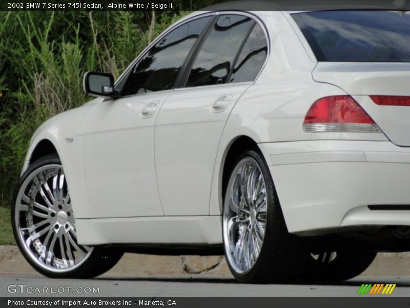 Alpine White / Beige III 2002 BMW 7 Series 745i Sedan