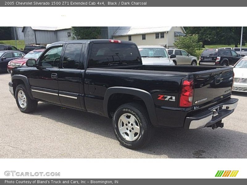 Black / Dark Charcoal 2005 Chevrolet Silverado 1500 Z71 Extended Cab 4x4