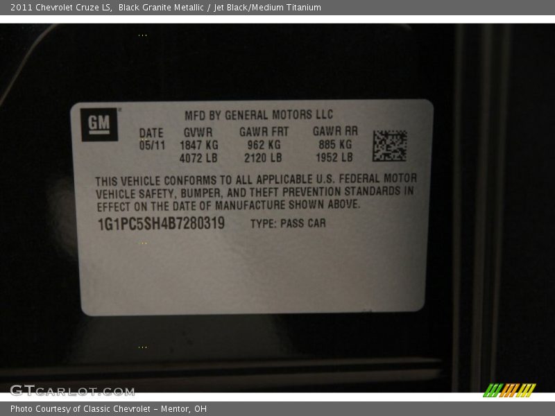 Black Granite Metallic / Jet Black/Medium Titanium 2011 Chevrolet Cruze LS