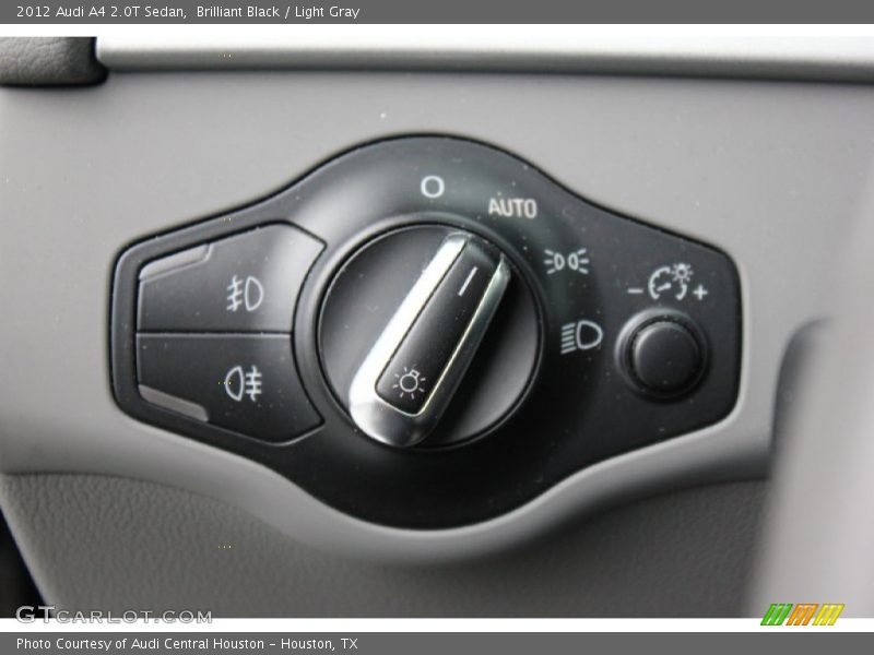 Brilliant Black / Light Gray 2012 Audi A4 2.0T Sedan