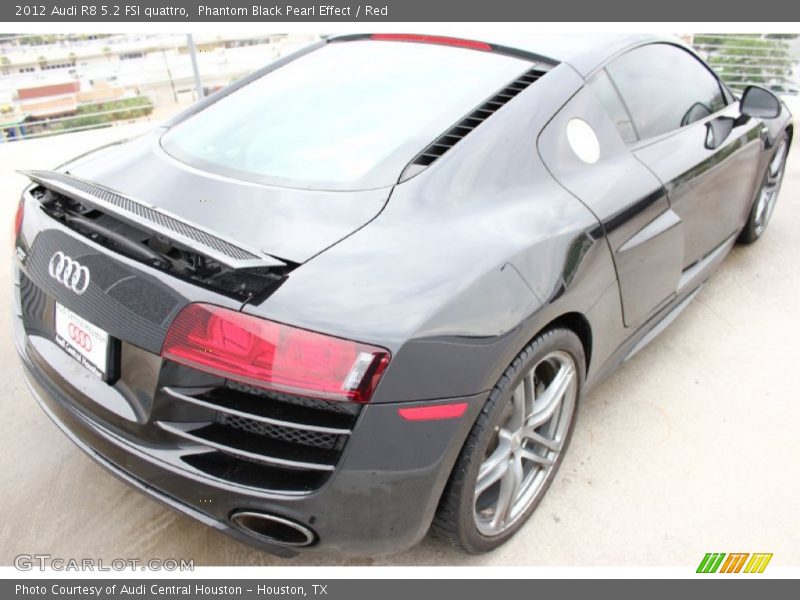 Phantom Black Pearl Effect / Red 2012 Audi R8 5.2 FSI quattro