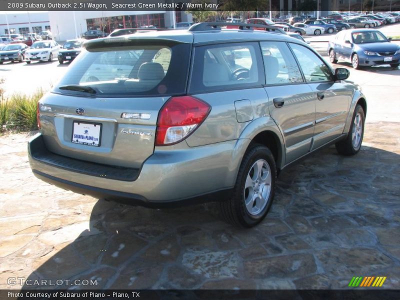 Seacrest Green Metallic / Warm Ivory 2009 Subaru Outback 2.5i Wagon