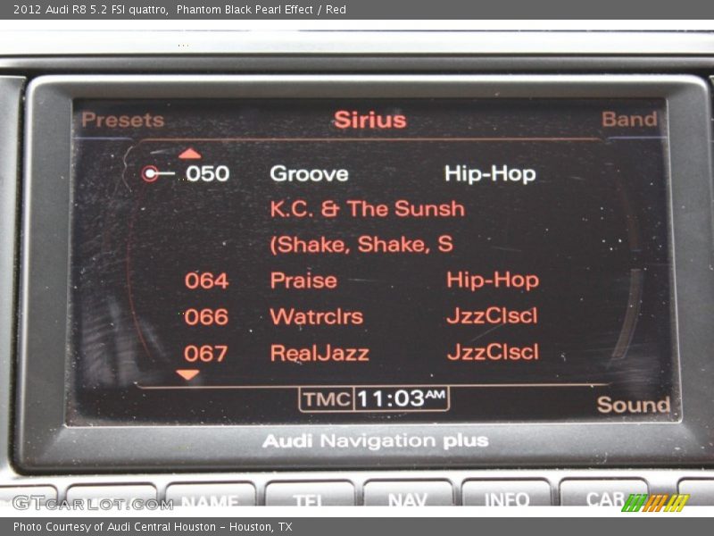 Phantom Black Pearl Effect / Red 2012 Audi R8 5.2 FSI quattro