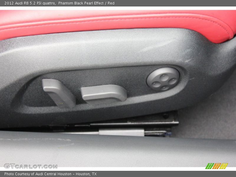 Phantom Black Pearl Effect / Red 2012 Audi R8 5.2 FSI quattro