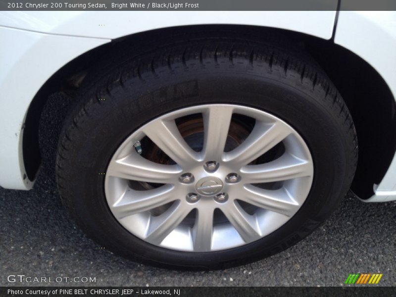 Bright White / Black/Light Frost 2012 Chrysler 200 Touring Sedan