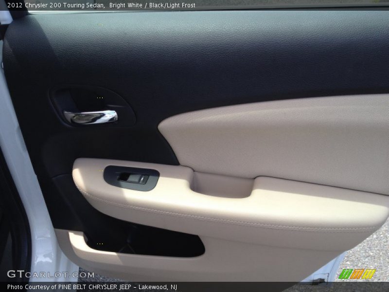 Bright White / Black/Light Frost 2012 Chrysler 200 Touring Sedan