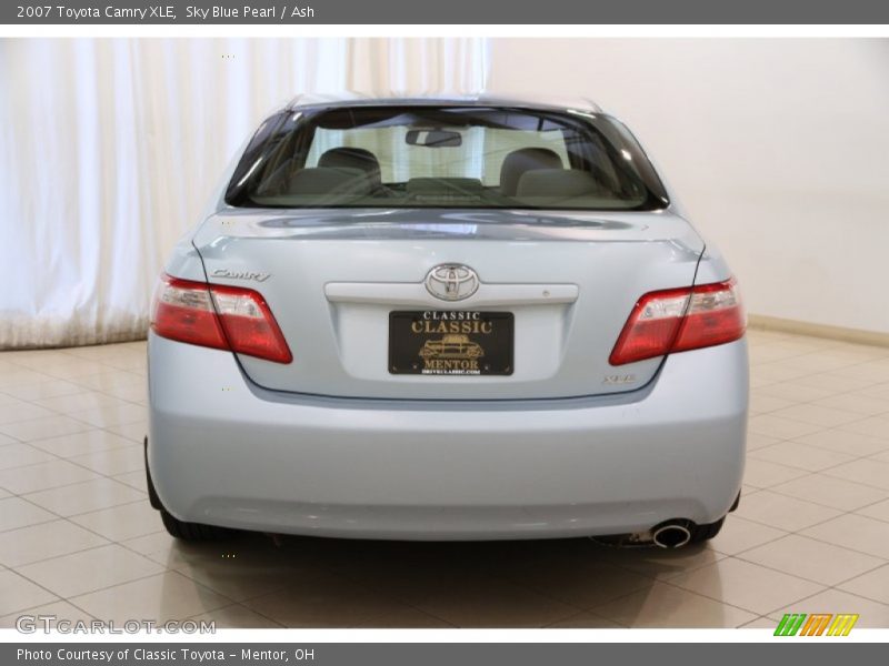 Sky Blue Pearl / Ash 2007 Toyota Camry XLE
