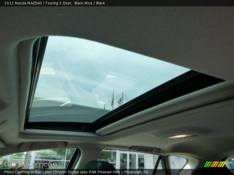 Black Mica / Black 2012 Mazda MAZDA3 i Touring 5 Door