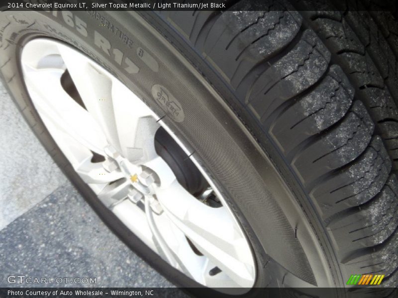 Silver Topaz Metallic / Light Titanium/Jet Black 2014 Chevrolet Equinox LT