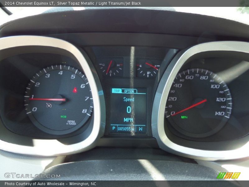 Silver Topaz Metallic / Light Titanium/Jet Black 2014 Chevrolet Equinox LT