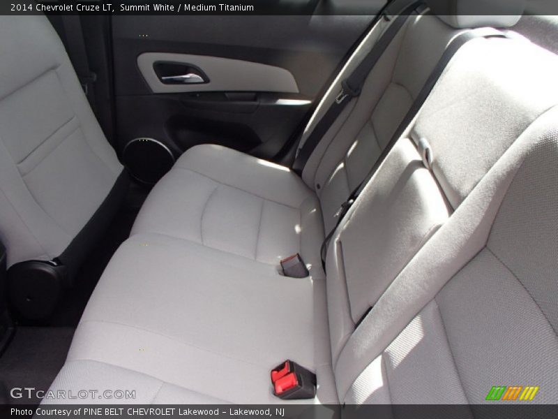 Summit White / Medium Titanium 2014 Chevrolet Cruze LT