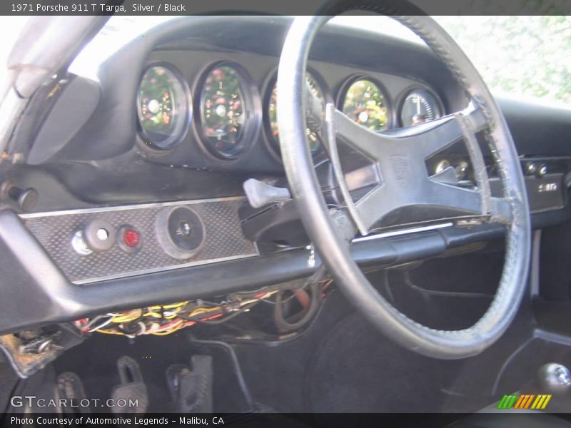  1971 911 T Targa Steering Wheel