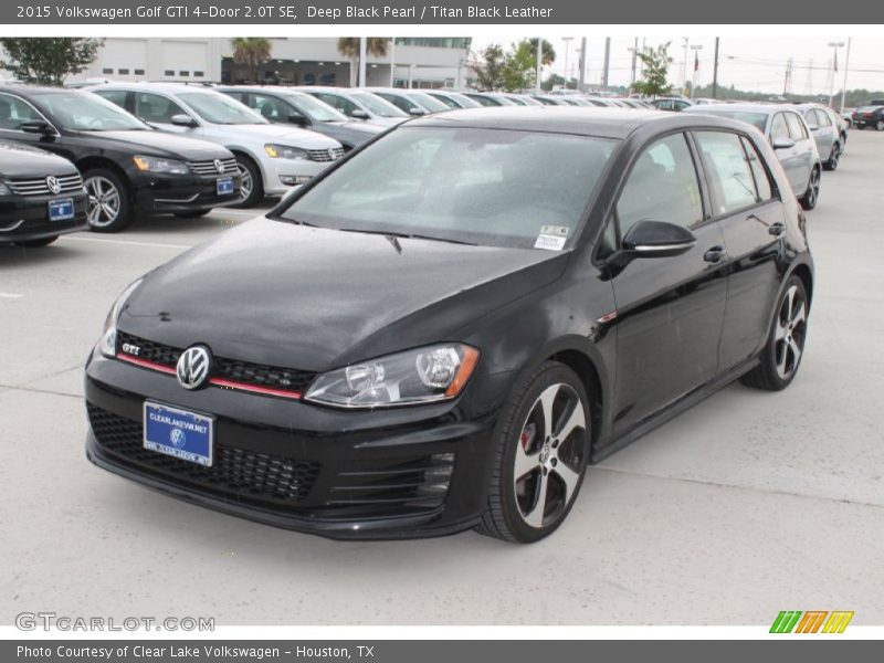 Deep Black Pearl / Titan Black Leather 2015 Volkswagen Golf GTI 4-Door 2.0T SE