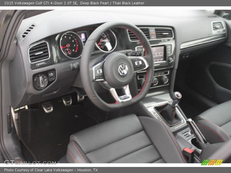 Deep Black Pearl / Titan Black Leather 2015 Volkswagen Golf GTI 4-Door 2.0T SE